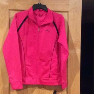 If you like pink, this sports jacket is for you!